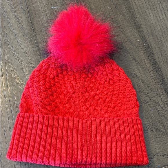 Lululemon Bubble Knit Pom Beanie in Carnation Red merino wool blend hat main image 9